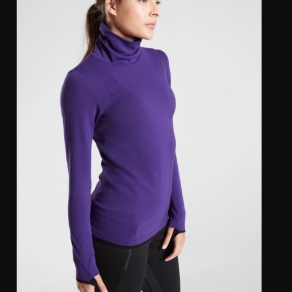 Athleta M Flurry Blizzard Turtleneck Top - Picture 6 of 15